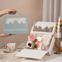 Boîte cadeau rigide de style château européen avec estampage à chaud, boîte à bonbons portable pour mariage et banquet, emballage cadeau d'anniversaire de luxe léger