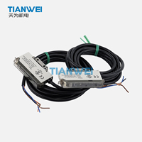 Penguat Serat Optik TAKEX F71BPN LED Biru Keluaran PNP Dapat Dipilih Terang/Gelap Sensor Serat Optik Pemasangan Rel DIN