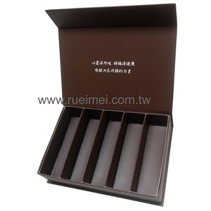 Boîte cadeau colorée imprimée au design personnalisé Emballage en carton ondulé avec poignée et couvercle pour emballage cadeau - Product Image 4