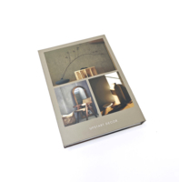 Boîte cadeau rigide en forme de livre avec fermeture magnétique personnalisée, gaufrage et doublure en éponge pour l'emballage de produits ménagers