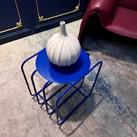 Étagère murale moderne bleu Klein - Design rectangulaire en acier au carbone, surface peinte, étagère d'angle gain de place, adaptée