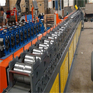 Tianyu Direktverkauf Lochstanz-Rollformmaschine für Rolltore - Product Image 4