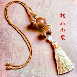 Pendentif de voiture en bois de santal Ruijin Jewelry, grande taille, ornement suspendu pour la décoration intérieure de voiture - Product Image 3
