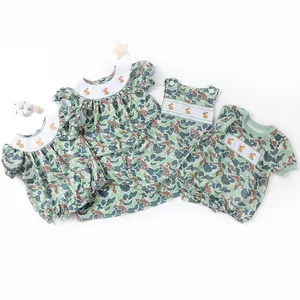 Nieuwkomers Pasen Kinderkleding 100% Bedrukte Katoenen Baby Meisje Jurken Smocking Custom Print Boutique Meisje Jurk