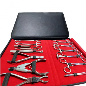 Kit Profesional de 16 Piezas de Herramientas para Perforación Corporal de Acero Inoxidable Alemán de Primera Calidad - Product Image 3