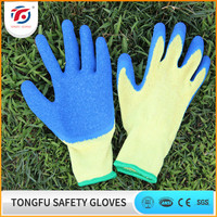 Gants de travail de sécurité à haute adhérence en polyester enduit de latex bleu froissé de calibre 13