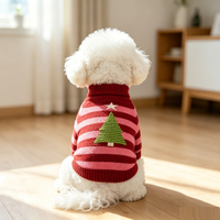 Vêtements de Noël pour animaux de compagnie en gros – Pull tricoté à col roulé pour chien, rose et bordeaux, à motif d'arbre rayé, tenue chaude d'hiver pour chiot