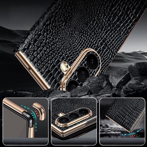 Custodia Magnetica in Pelle con Bordo Dorato e Motivo Coccodrillo per Samsung Z Fold 7, Compatibile con Samsung Z Fold 6 5 <span class=keywords><strong>4</strong></span> - Product Image 2