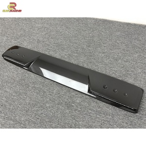 Aileron de toit en fibre de carbone sèche de style B avec lumières LED pour Mercedes Benz Classe G W464 G63 G500 2019-2024 Spoiler en carbone - Product Image 3