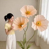Panneau mural géant en fleurs de papier - Motif coquelicot et pivoine, 1,8m-2,4m sur pied, pour vitrine de magasin