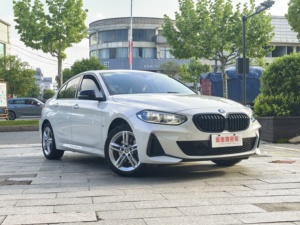 <span class=keywords><strong>BMW</strong></span> de <span class=keywords><strong>gasolina</strong></span> de segunda mano a precio económico Serie 1 2021 <span class=keywords><strong>120i</strong></span> M Sport Night Edition Adulto 4 ruedas Blanco Dirección de giro a la izquierda - Product Image 3