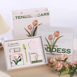 Set de Regalo para el Día de la Madre Ruipeiying - Vela Aromática de Tulipán y Caja de Libro de <span class=keywords><strong>Caperucita</strong></span> <span class=keywords><strong>Roja</strong></span> para Niñas (Venta al Por Mayor) - Product Image 4