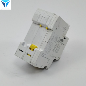 A9F04204 Miniatura Disjoncteur C 4A Avec <span class=keywords><strong>A9A26924</strong></span> - Product Image 1