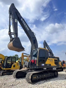 Excavadora Usada Volvo EC210B de 21 Toneladas, Gran Estabilidad, Excavadoras Hidráulicas de Orugas en Venta, en Buenas Condiciones y Disponibles - Product Image 3