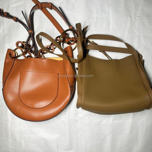 A6 Vente en gros de sacs d'<span class=keywords><strong>occasion</strong></span> à bas prix, lots mixtes de marques et sacs à main pour femmes sans marque, fournisseur direct de seconde main - Product Image 6