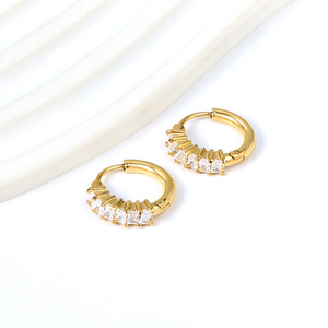 Fashion <b>Stud</b> <b>Earrings</b> Gold Flower Shape <b>Crystal</b> Inlay Stainless Steel Party Jewelry EA32300AG - Product Image 4