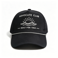 Casquette de baseball en polyester imperméable avec découpe laser personnalisée, perforations et logo sur mesure – Vente en gros