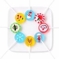 Originele handgemaakte kerstlollies met diverse kerstmotieven en gemengde fruitsmaken voor festivaldecoratie
