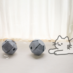Produk populer 2026 Produk Baru penggunaan ramah lingkungan bahan Felt mainan bola kucing bergulir mainan gerakan interaktif hewan peliharaan - Product Image 3
