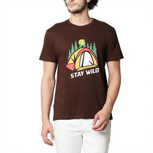 T-shirt en coton à manches courtes pour homme, col rond, coupe classique, imprimé Stay Wild, style décontracté, tissu jersey - Product Image 1
