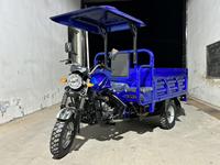 Tricycle de transport à 3 roues à carrosserie ouverte, robuste, 200cc, démarrage électrique, 5 vitesses, capacité de charge de 1000 kg, 50-70 km/h, certifié CEE, 48V