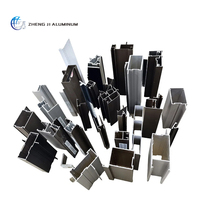 Profils d'extrusion en aluminium de la série 6000, finition bois, cadre fin moderne, pour fenêtres et portes coulissantes (OEM)