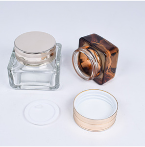 Bouteille vide en verre Transparent spécial <span class=keywords><strong>de</strong></span> haute qualité à paroi épaisse <span class=keywords><strong>de</strong></span> 1.7oz, 50mL, pot <span class=keywords><strong>pour</strong></span> crème d'essence <span class=keywords><strong>de</strong></span> sérum <span class=keywords><strong>de</strong></span> soins <span class=keywords><strong>de</strong></span> la peau - Product Image 4