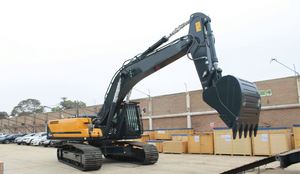 Excavatrice sur chenilles hydraulique HX220HD de 22 tonnes pour la construction, avec noyau de commande inclus, garantie 1 an, expédiée à Alger - Product Image 4