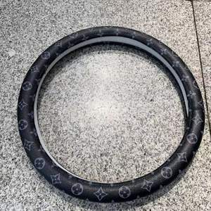 Accessoires de voiture de marque, diamètre 38-40 cm, housses de <span class=keywords><strong>volant</strong></span> de voiture en cuir design pour femmes, <span class=keywords><strong>Toyota</strong></span>, Ford, Mini Cooper, X3, Tesla - Product Image 1