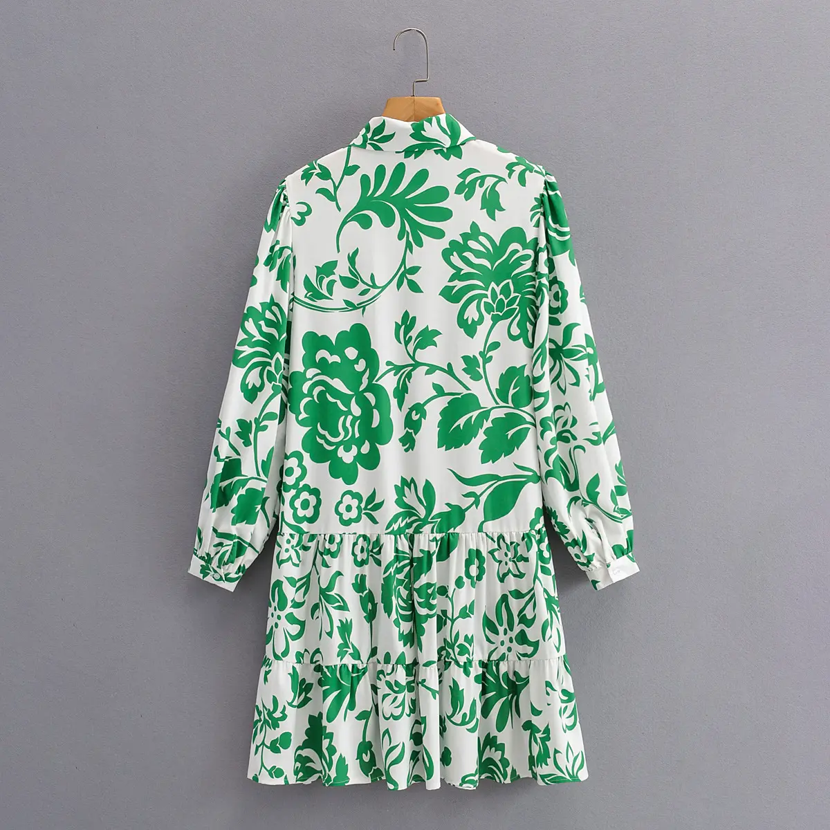여성 클래식 녹색과 흰색 꽃 프린트 드레스 보헤미안 여성 녹색 꽃 섹시한 드레스