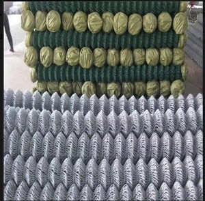 ม้วนตาข่ายลวดสี่เหลี่ยมชุบสังกะสีพร้อมบริการตัด สำหรับกรงไก่ชน กรงไก่บิน กรงไก่ชนบ้าน และกรงสัตว์ปีก - Product Image 2