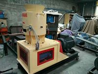 Machine à granulés de laine de mouton, fournisseur chinois / Machine de fabrication de granulés de combustible solide à partir de balles de blé, de laine de mouton et de bois de chêne