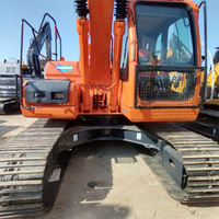 Excavatrice sur chenilles Doosan DX150LC de 15 tonnes, 90% neuve, excellent état, faible nombre d'heures de travail, en stock, au meilleur prix