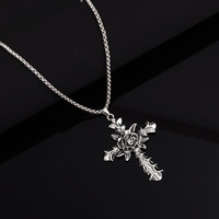 Nouveau Collier Long Croix Rose Homme Hip Hop Mode Pendentif Joker Chaîne Serpent Fête Fabricants Vente en Gros Europe États-Unis