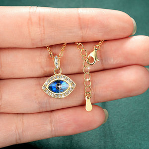 Collier pour femme avec pendentif œil bleu, en cuivre plaqué or 14K et zircone cubique taille marquise, vente en gros - Product Image 2
