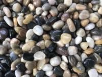 Chine gros usine directe naturel coloré décoratif jade rivière rock pebble pierre fournisseur