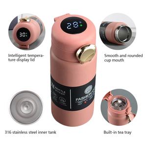 Многоразовая умная бутылка для воды со светодиодным интеллектуальным температурным дисплеем, термос из нержавеющей стали для детей, возвращенных в школу - Product Image 3