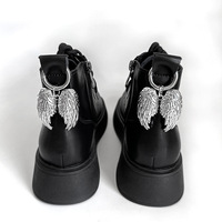 Vente en gros Ailes d'ange punk Boucle de chaussure en métal Cool Big Wings Détachable Martin Bottes Boucle Lacet Charmes Chaussures Accessoires