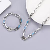 Bijoux de mode Hip-hop Style épais Niche Design Accessoires haut de gamme Pas de décoloration Bracelet de foudre en acier au titane pour hommes