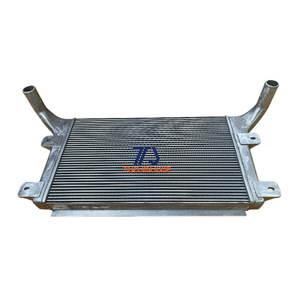 Radiador de Expansión para Excavadora 6223-63-4100, Pieza de Repuesto del Tanque de Agua Komatsu - Product Image 1