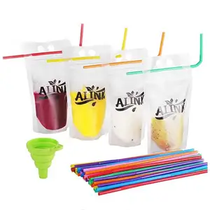 Design Portable Reclosable Juicy Drink Container Plastic Stand Up Pouch Milk Zipper Packaging Clear with Straw