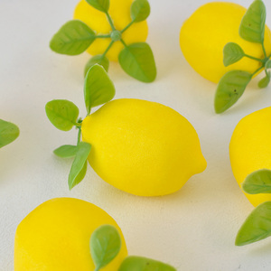 Décoration réaliste en plastique citron artificiel Halloween <span class=keywords><strong>et</strong></span> décoration de <span class=keywords><strong>fruits</strong></span> <span class=keywords><strong>et</strong></span> <span class=keywords><strong>légumes</strong></span> de Thanksgiving avec effet de <span class=keywords><strong>fruits</strong></span> au toucher réel - Product Image 3
