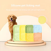 Plaque de léchage pour animaux de compagnie Silicone Slow Food quatre barres avec ventouse napperon chat chien Anti étouffement léchage Pad