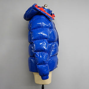 Giacca Puffer Lucida Personalizzata per Donna, Produzione di Lusso, Giacca in Piuma d'<span class=keywords><strong>Oca</strong></span> <span class=keywords><strong>Bianca</strong></span> Lucida per Uomo - Product Image 4