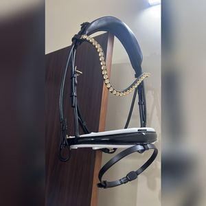 Brida ecuestre de la mejor calidad, cómoda y duradera, de cuero genuino, al mejor precio desde India. - Product Image 1