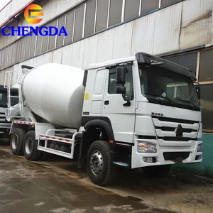 Cinese 10 Cubic Howo commercio a buon mercato usato camion betoniera cemento con pompa