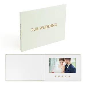 ספר החתונה שלנו זהב נייר כסף לחתונה שלנו עם 7 אינץ 'פס מסך פשתן מחויב אישית חדש כרטיס חתונה