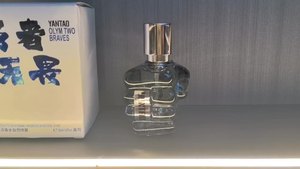 Nouveau design 30ml en forme de <span class=keywords><strong>poing</strong></span> hommes <span class=keywords><strong>parfum</strong></span> frais longue durée boisé <span class=keywords><strong>parfum</strong></span> hommes Cologne <span class=keywords><strong>parfum</strong></span> - Product Image 6