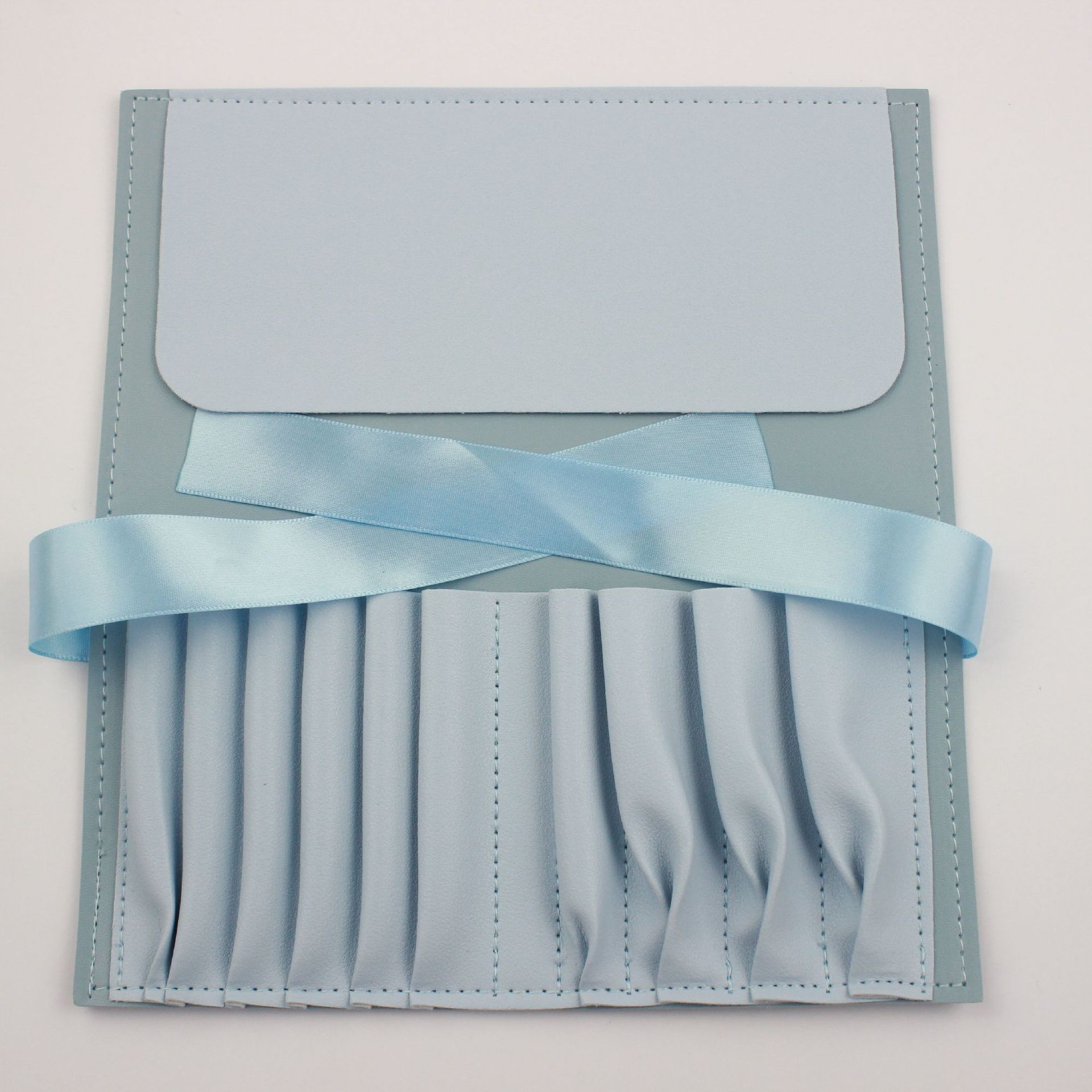 10-hole socket pack