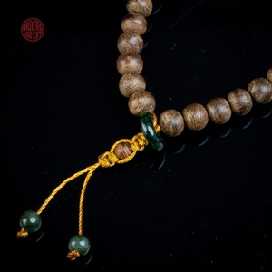 Pulsera de Agarwood Natural para Mujer, Cuentas de 6mm de Aspecto Natural Mezcladas con Ámbar, Joyería Aromática Hecha a Mano - Product Image 3